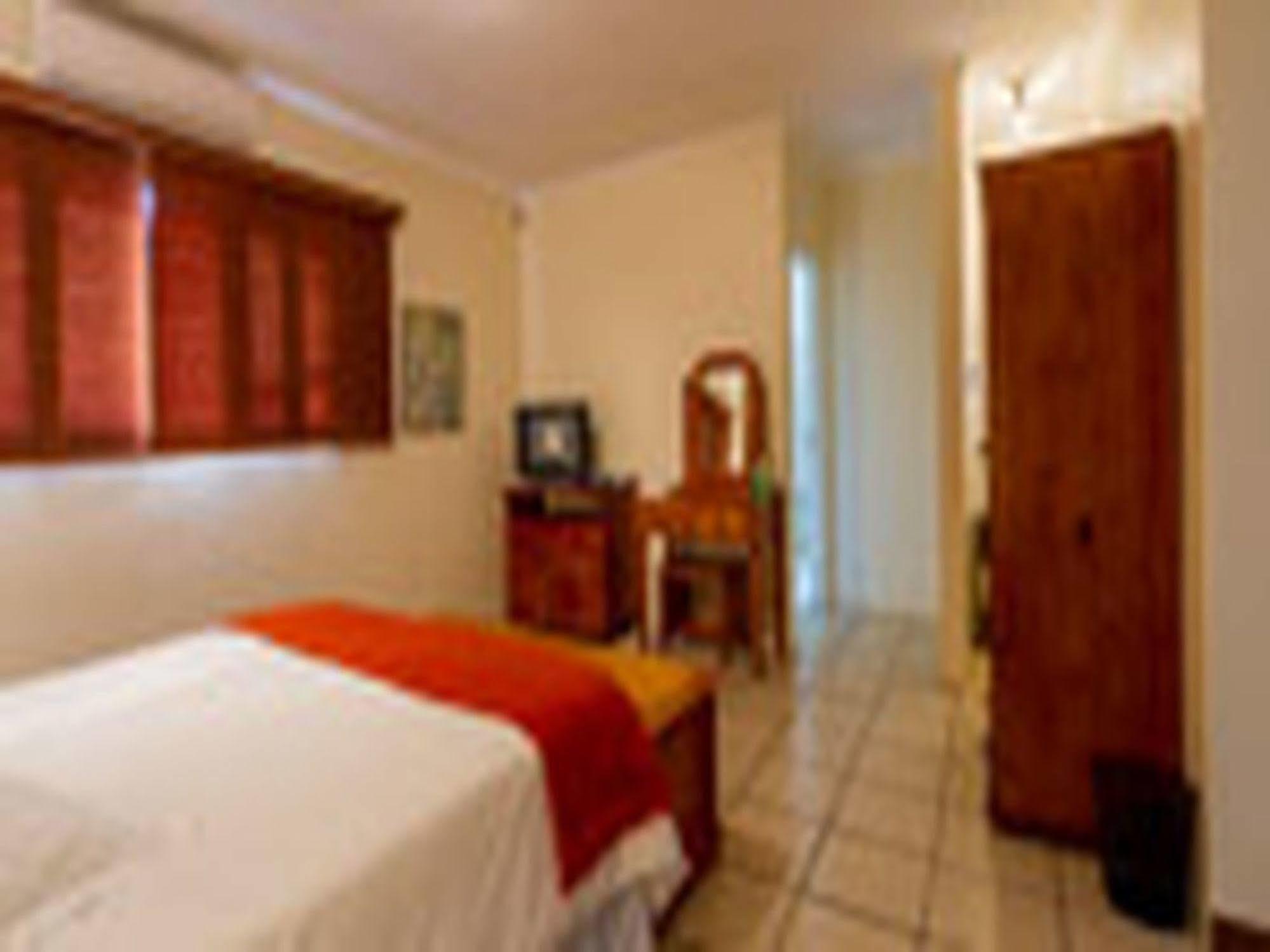 בית הארחה האזיביו 	Cuckoo Ridge Country Retreat מראה חיצוני תמונה